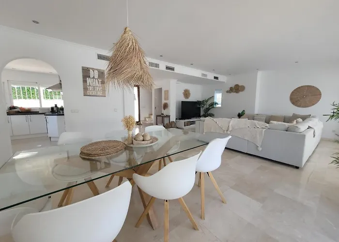 Private Luxurious Walking Distance To Puerto Banus Willa *