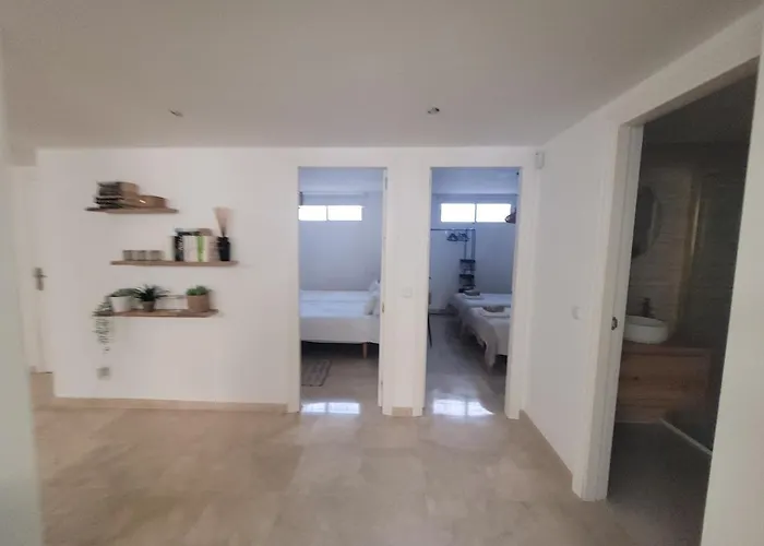 Private Luxurious Walking Distance To Puerto Banus Willa