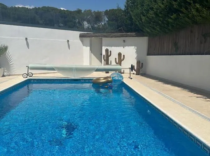 Private Luxurious Walking Distance To Puerto Banus