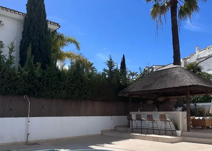 Private Luxurious Walking Distance To Puerto Banus ヴィラ *