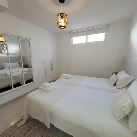 Villa Private Luxurious Walking Distance To Puerto Banus Marbella